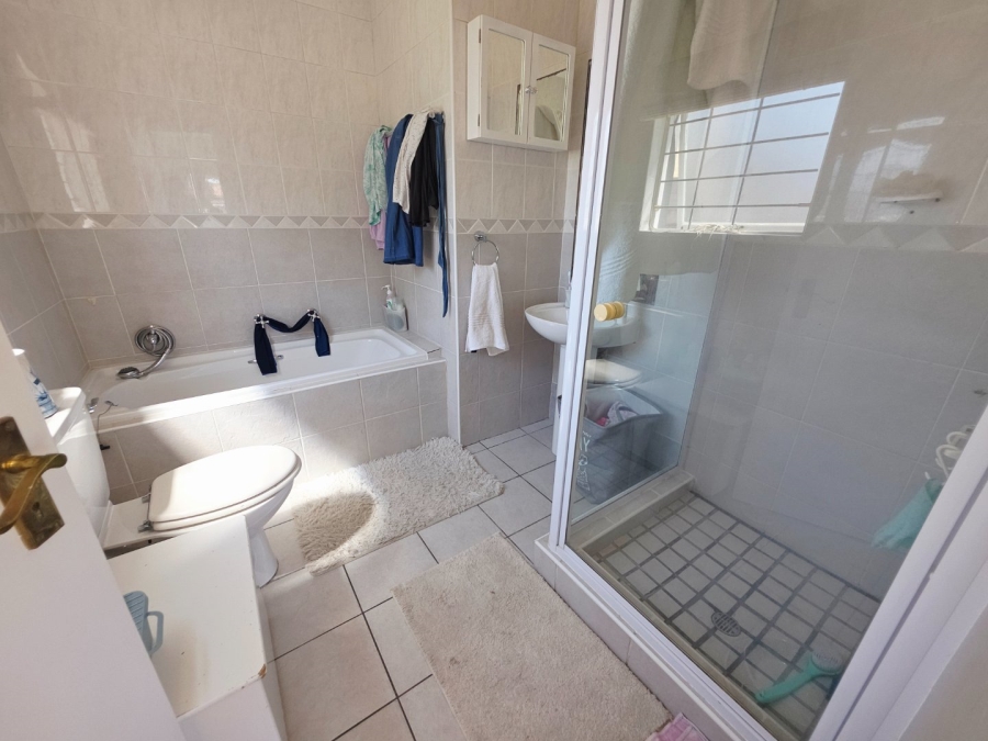 3 Bedroom Property for Sale in Parklands Western Cape